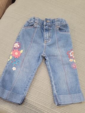 Arizona Jean Company Light Blue Floral Embroidered Denim Pants